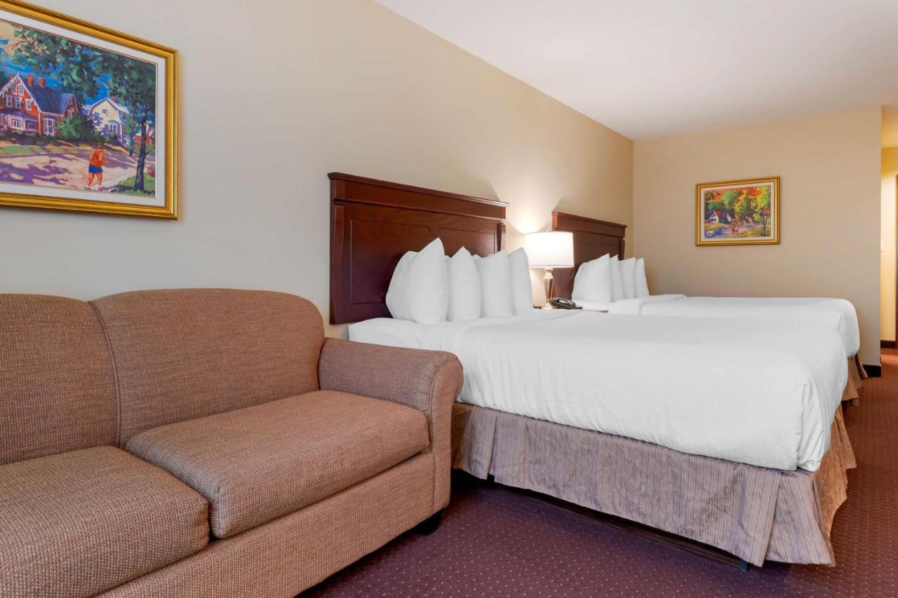 Best Western Plus Fredericton Hotel&Suites Exterior foto