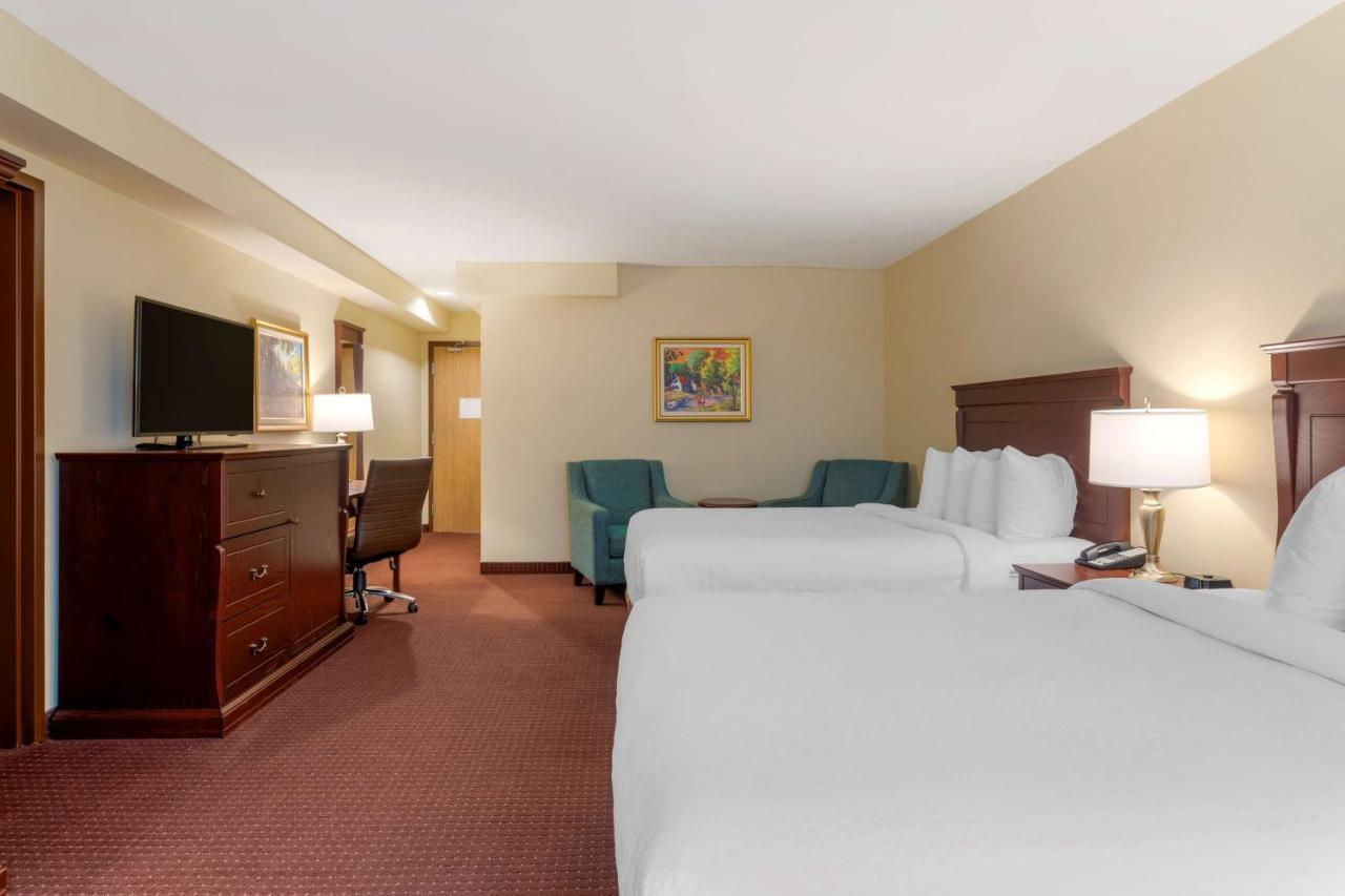 Best Western Plus Fredericton Hotel&Suites Exterior foto