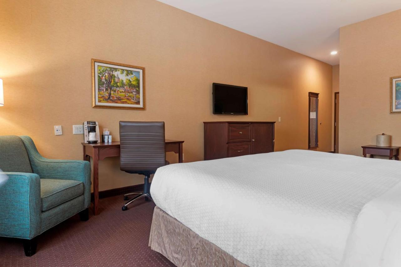 Best Western Plus Fredericton Hotel&Suites Exterior foto