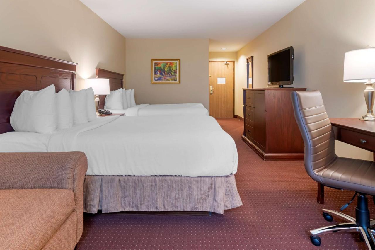 Best Western Plus Fredericton Hotel&Suites Exterior foto