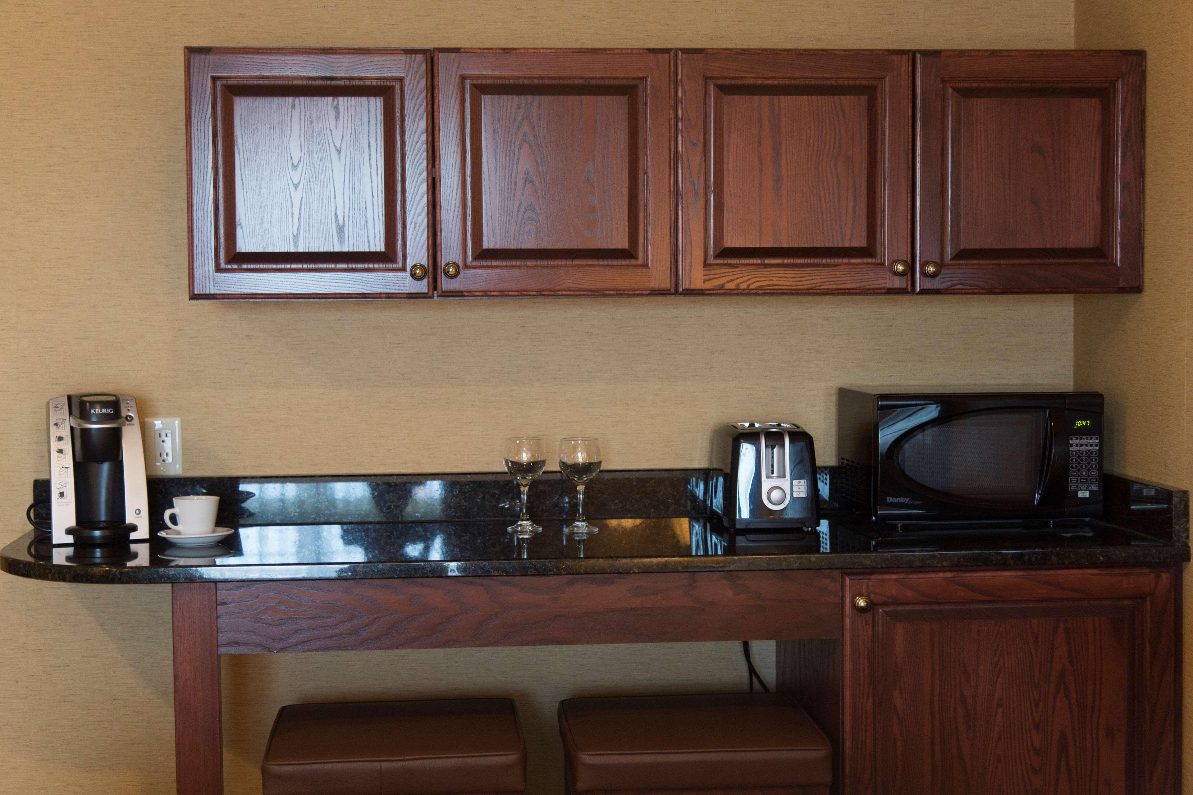 Best Western Plus Fredericton Hotel&Suites Exterior foto
