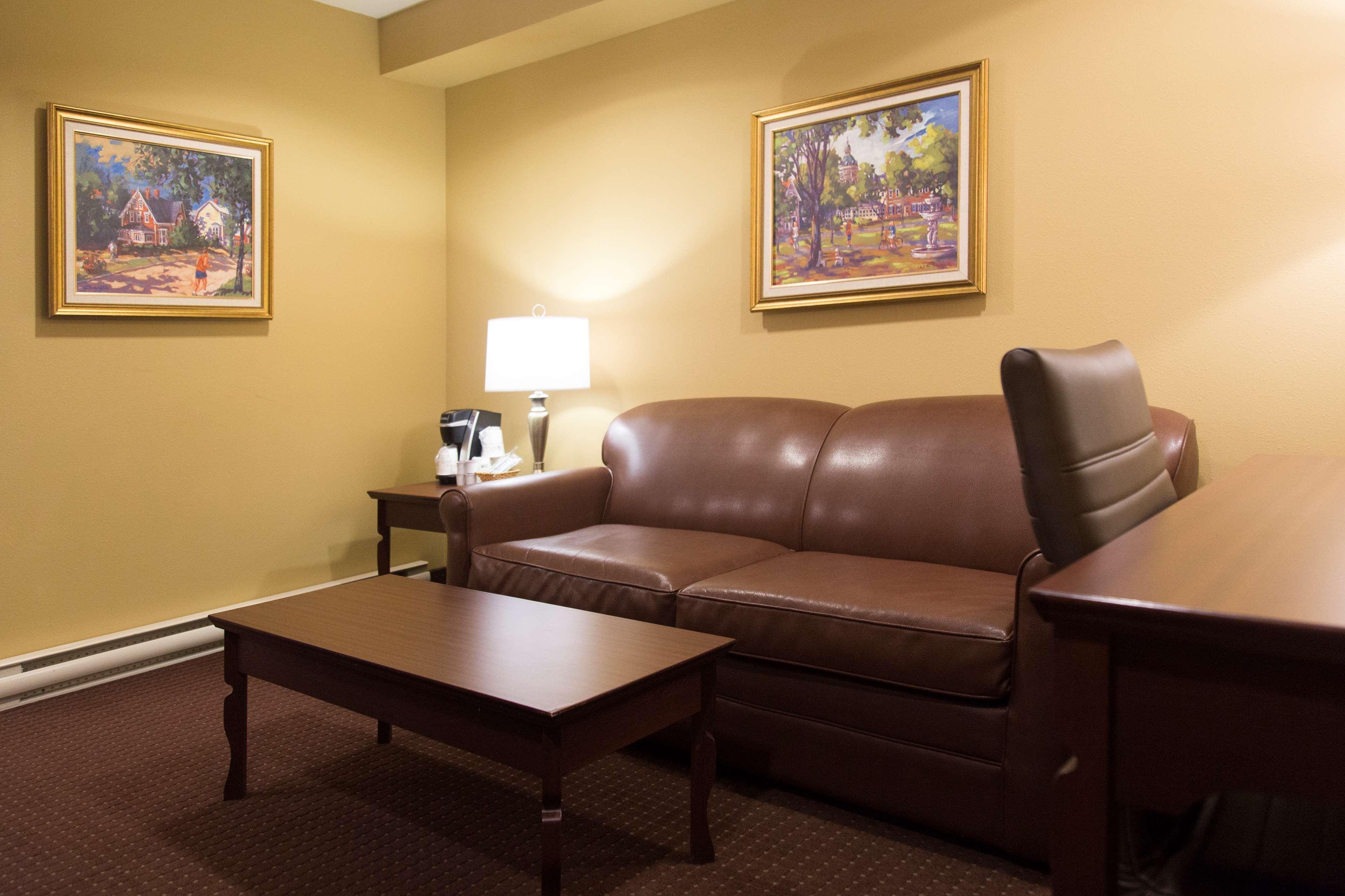 Best Western Plus Fredericton Hotel&Suites Exterior foto